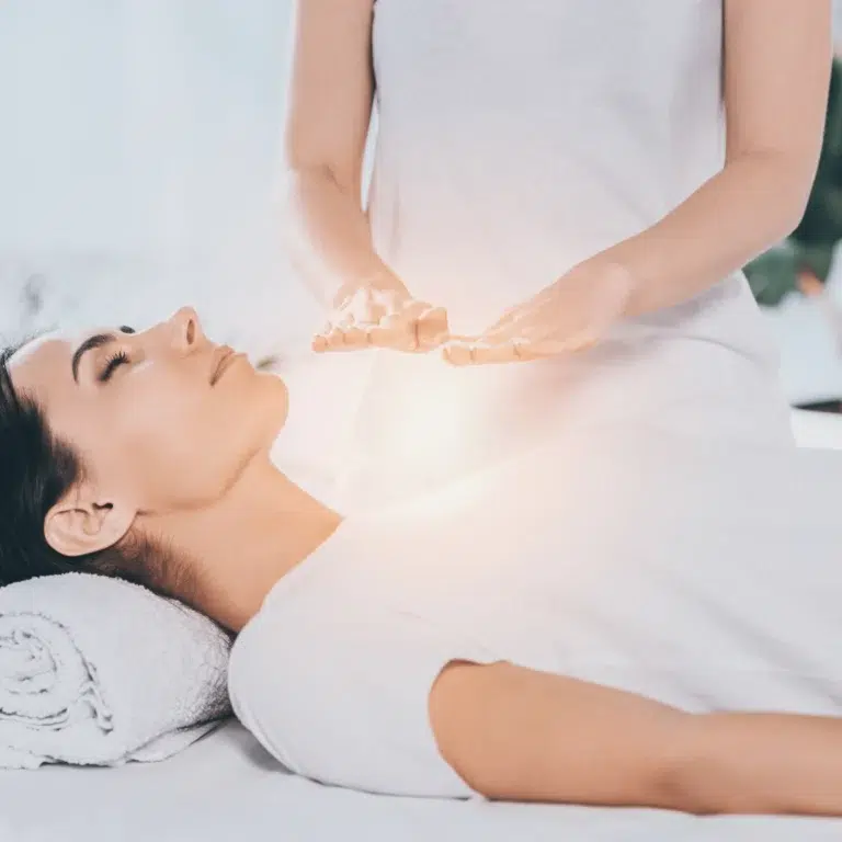 Curso de Reiki Mestrado A Voz de Minerva